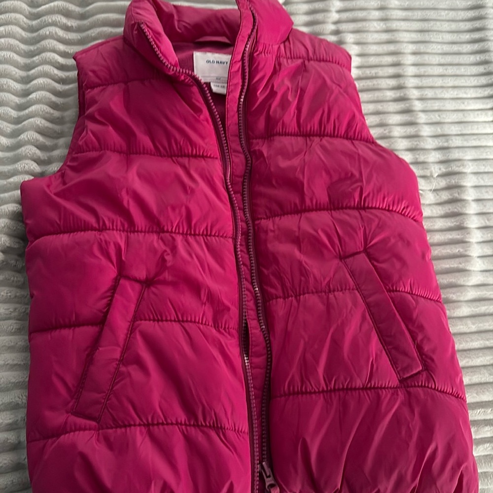 Girls magenta size medium vest